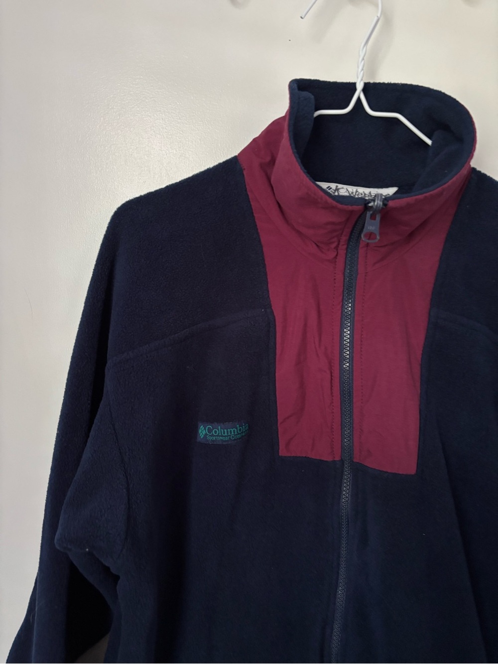 Retro Columbia Navy & Burgundy Fleece Zip Up Jacket